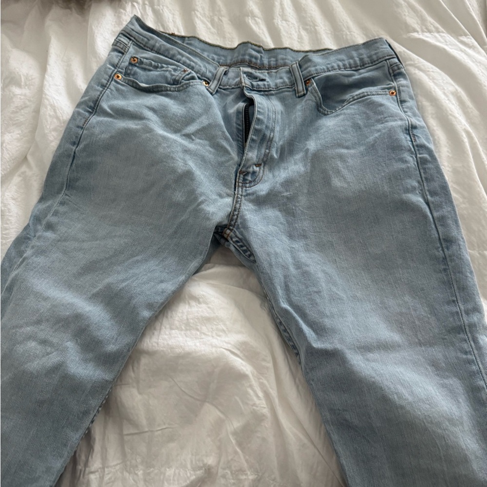 Men's Light Blue Jeans